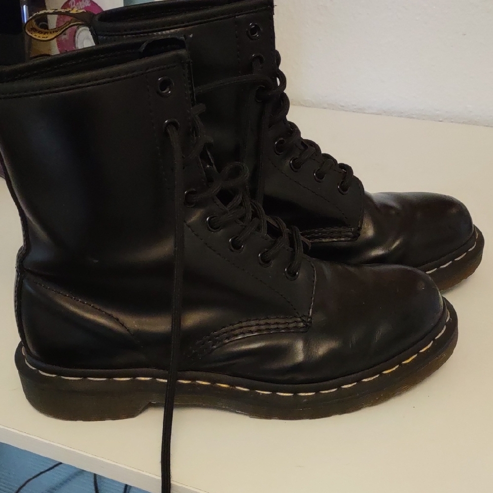 Dr. Marten's 1460 Black Leather Lace-Up Combat Boots